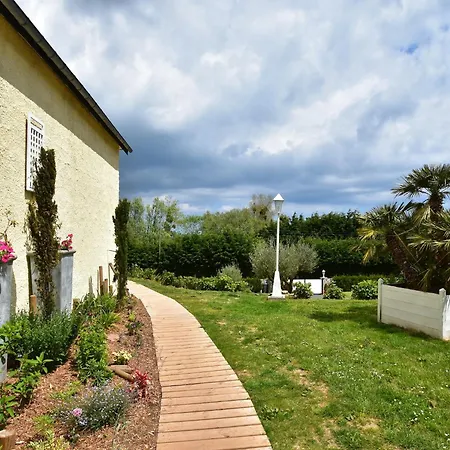 Superb Near The Beach, Cleaning Included * Quinéville